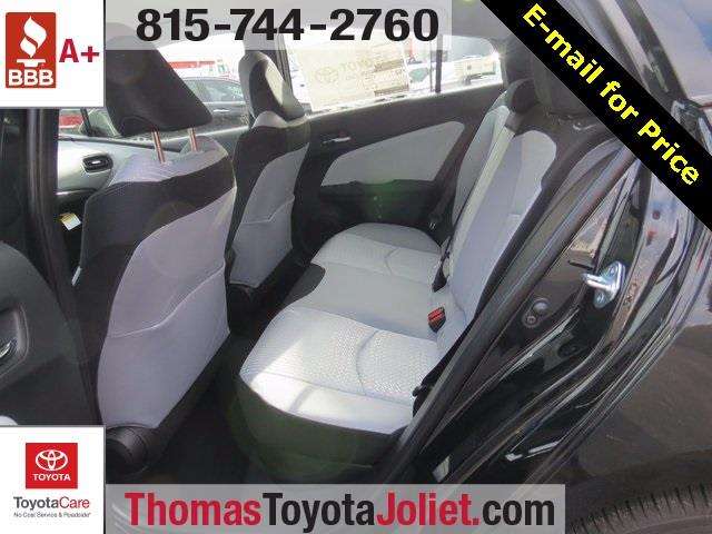 Toyota Prius 2017 photo 8